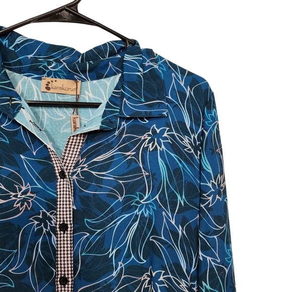 Karakorum Women's Blue Floral Button-Front Mini Dress - M - Picture 2 of 7